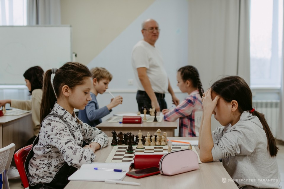 Юные шахматисты из 27 регионов России объединились на II Шахматных играх