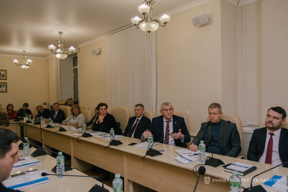 В Казани состоялось итоговое расширенное заседание Научно-экспертного совета государственной программы